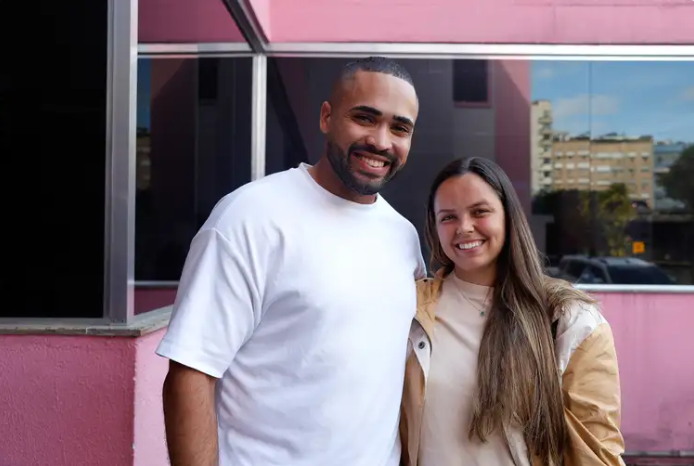 A paciente Daiana Nascimento e seu marido, Lucas Felipe. Foto: Tânia Rêgo/Agência Brasil