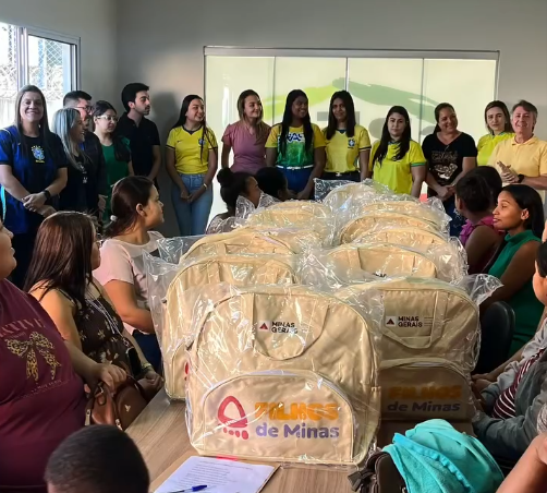 Municípios do Pontal entregam kits de enxoval a gestantes