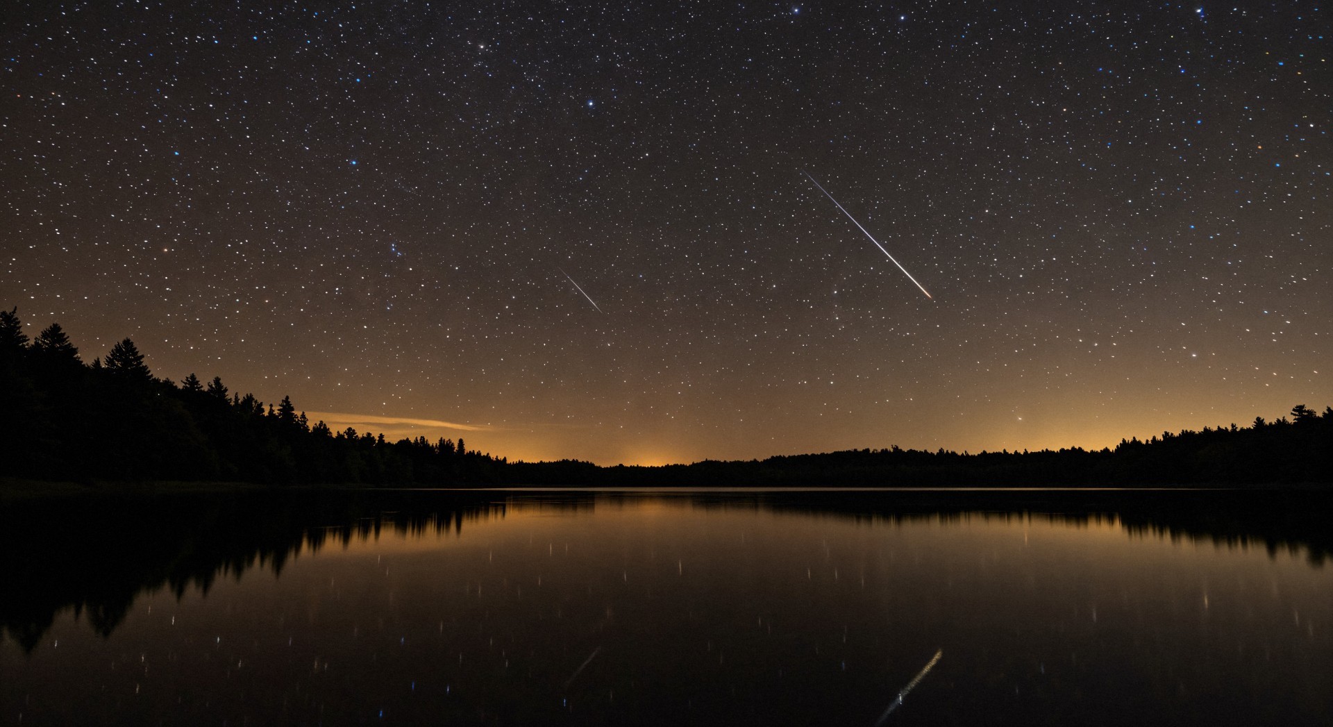 Uma chuva de estrelas cadentes vai cruzar o céu do Pontal nesta madrugada